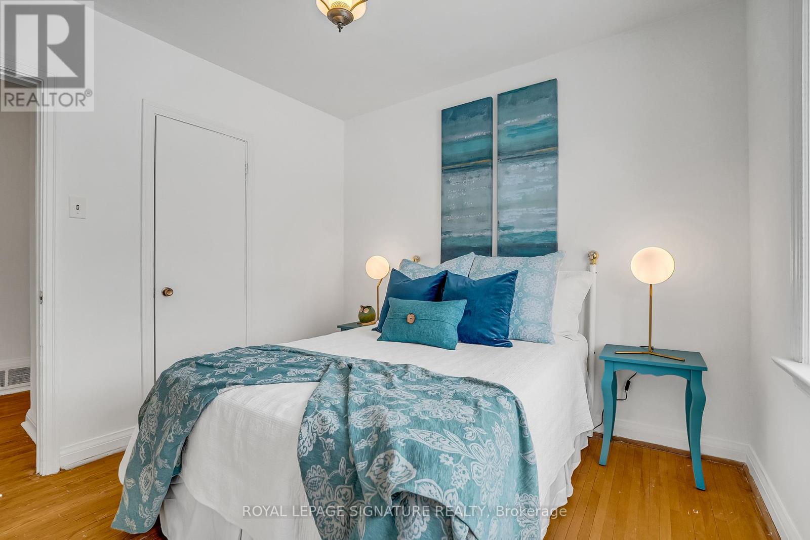 96 ELVASTON DRIVE - 23
