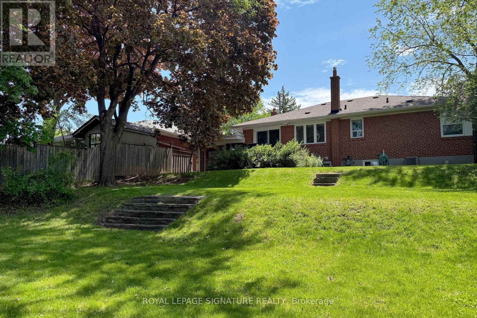 96 ELVASTON DRIVE - 41