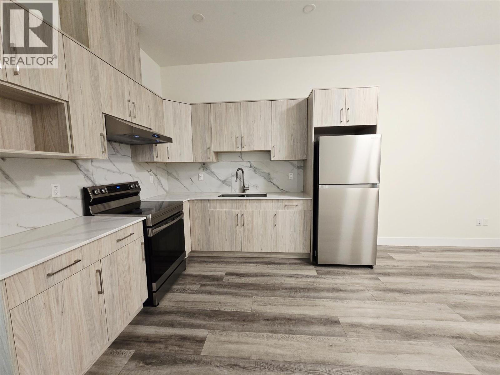 2231 Lavetta Drive - 23