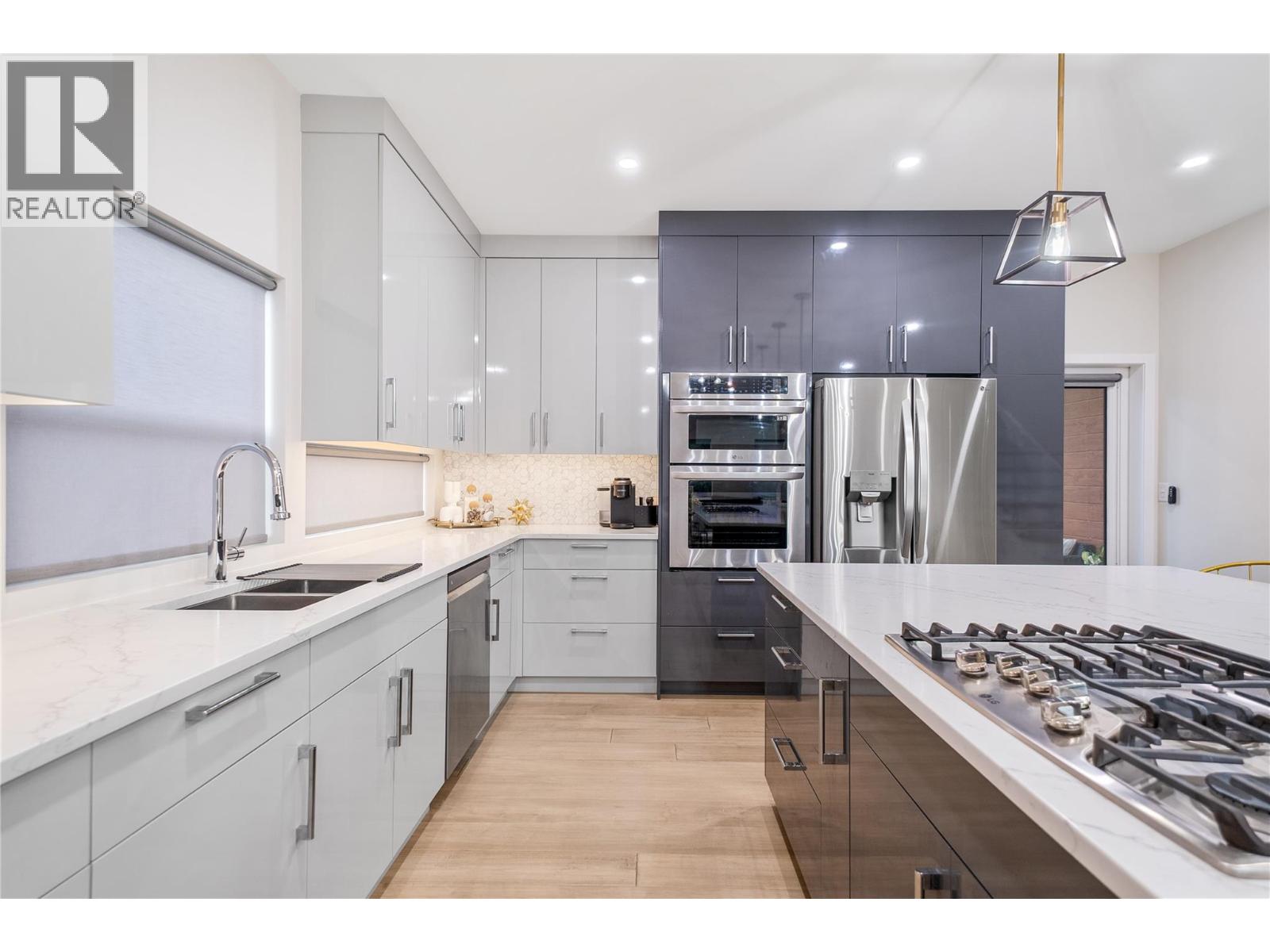 1291 Mountainview Street - 53