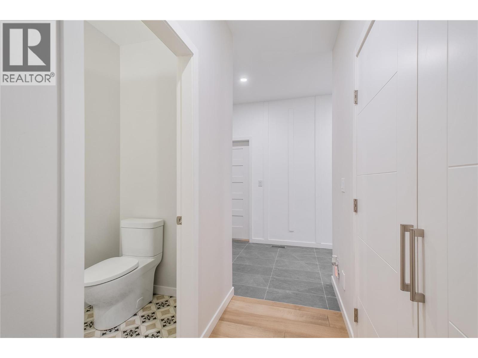  1291 Mountainview Street, Kelowna