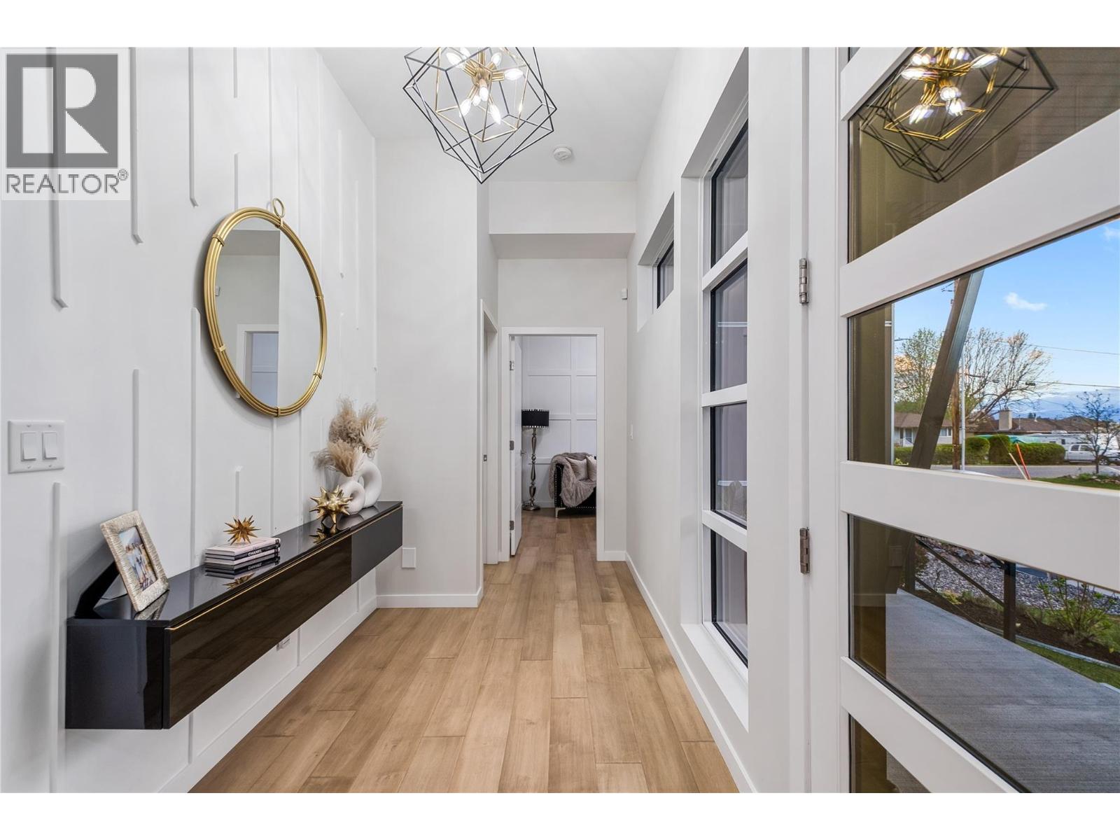  1291 Mountainview Street, Kelowna