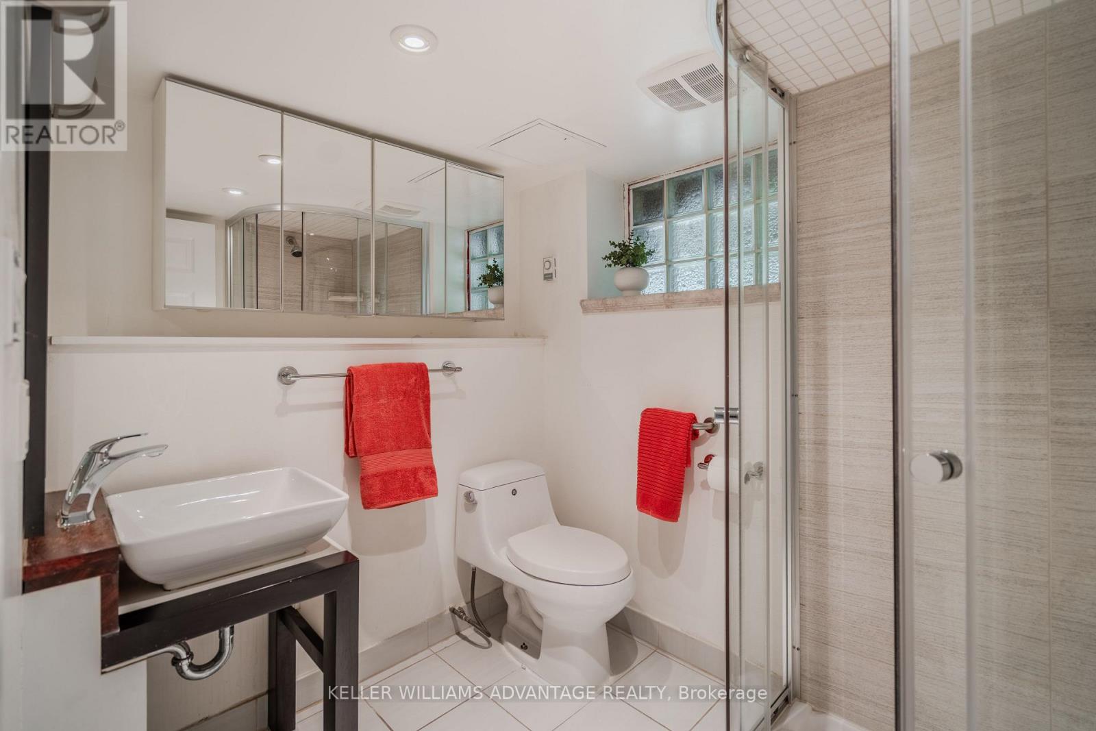 111 RAINSFORD ROAD - 31