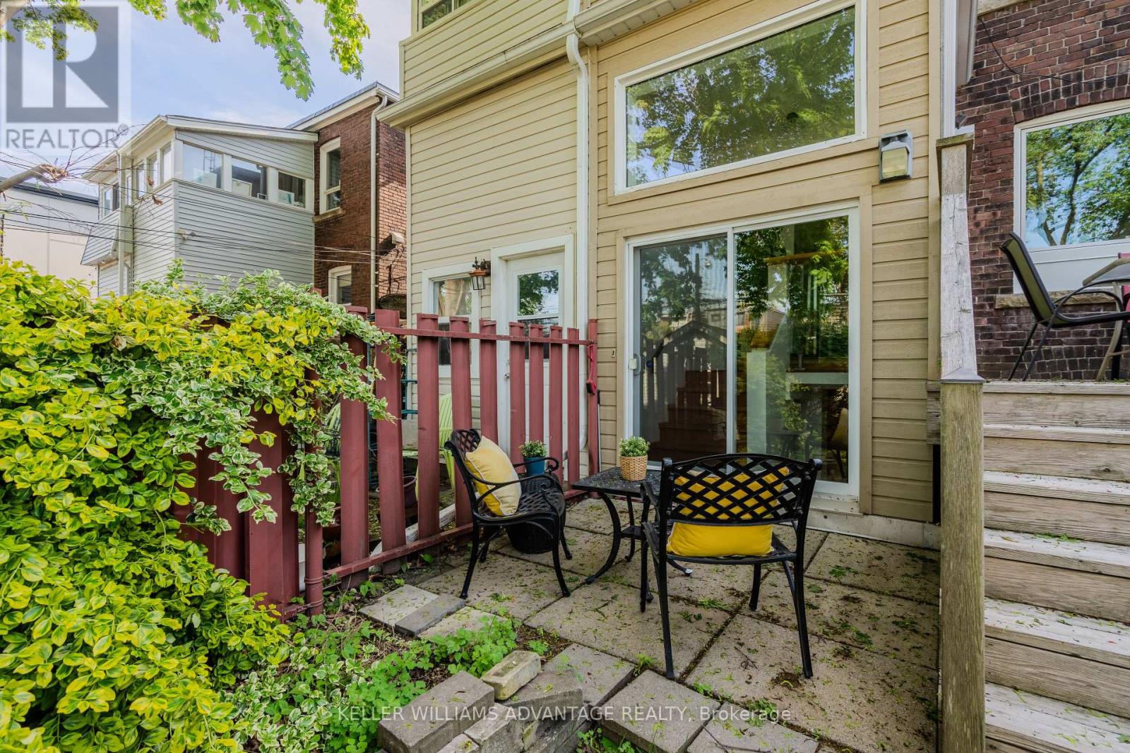 111 RAINSFORD ROAD - 36