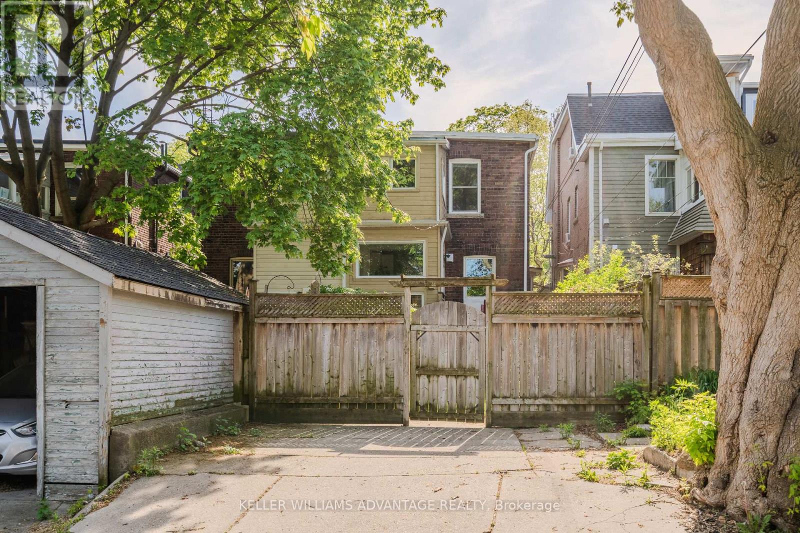 111 RAINSFORD ROAD - 38