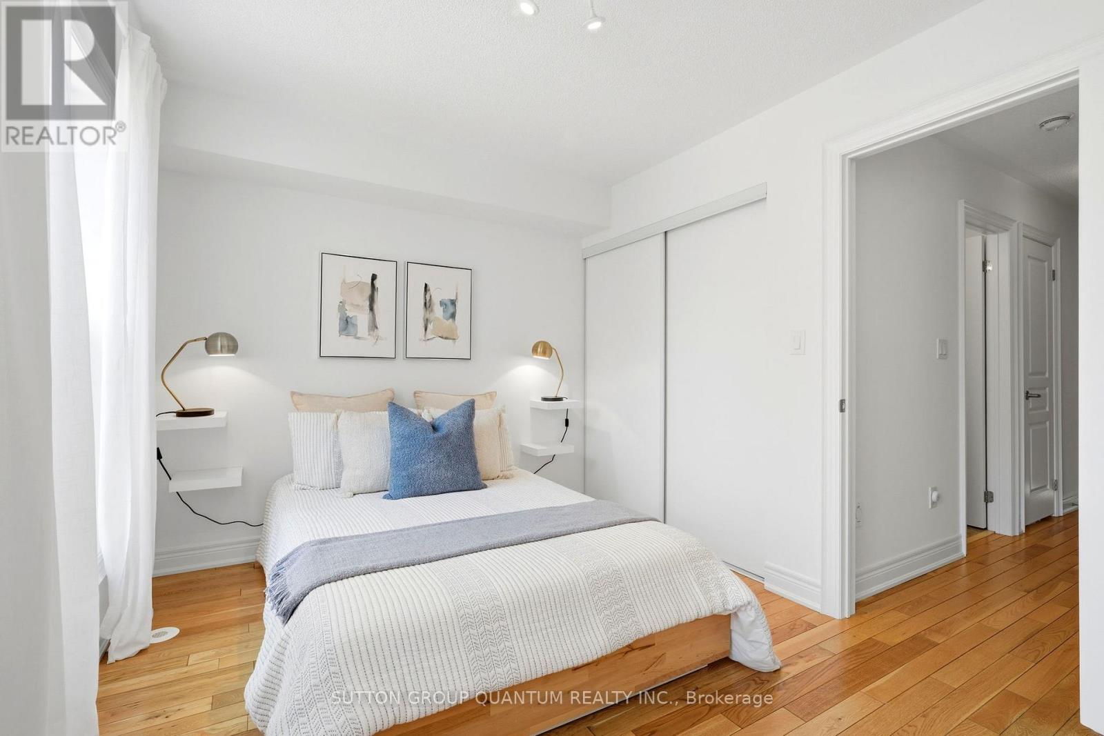 2268 GERRARD STREET E - 17