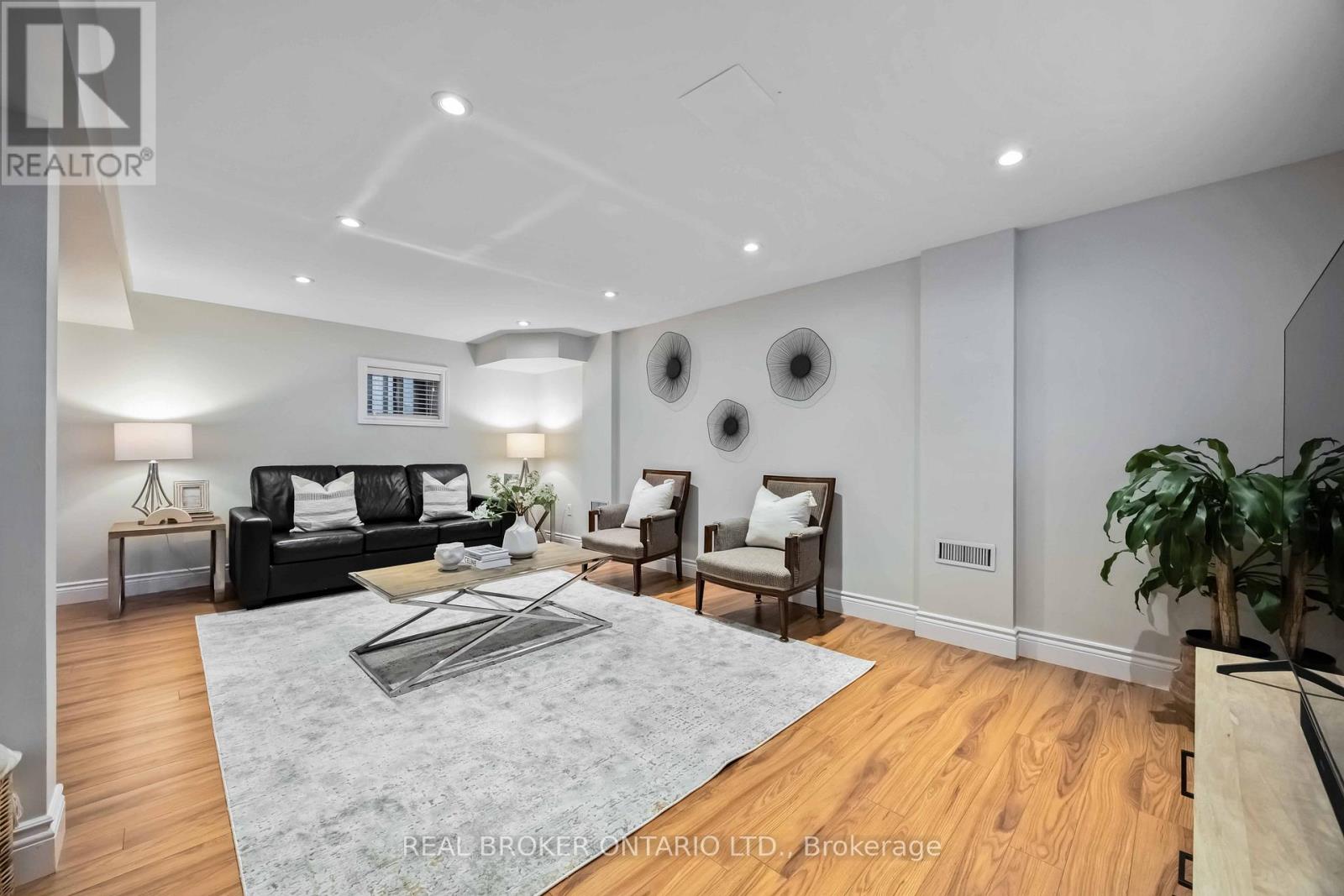 122 CEDARCREST BOULEVARD - 25
