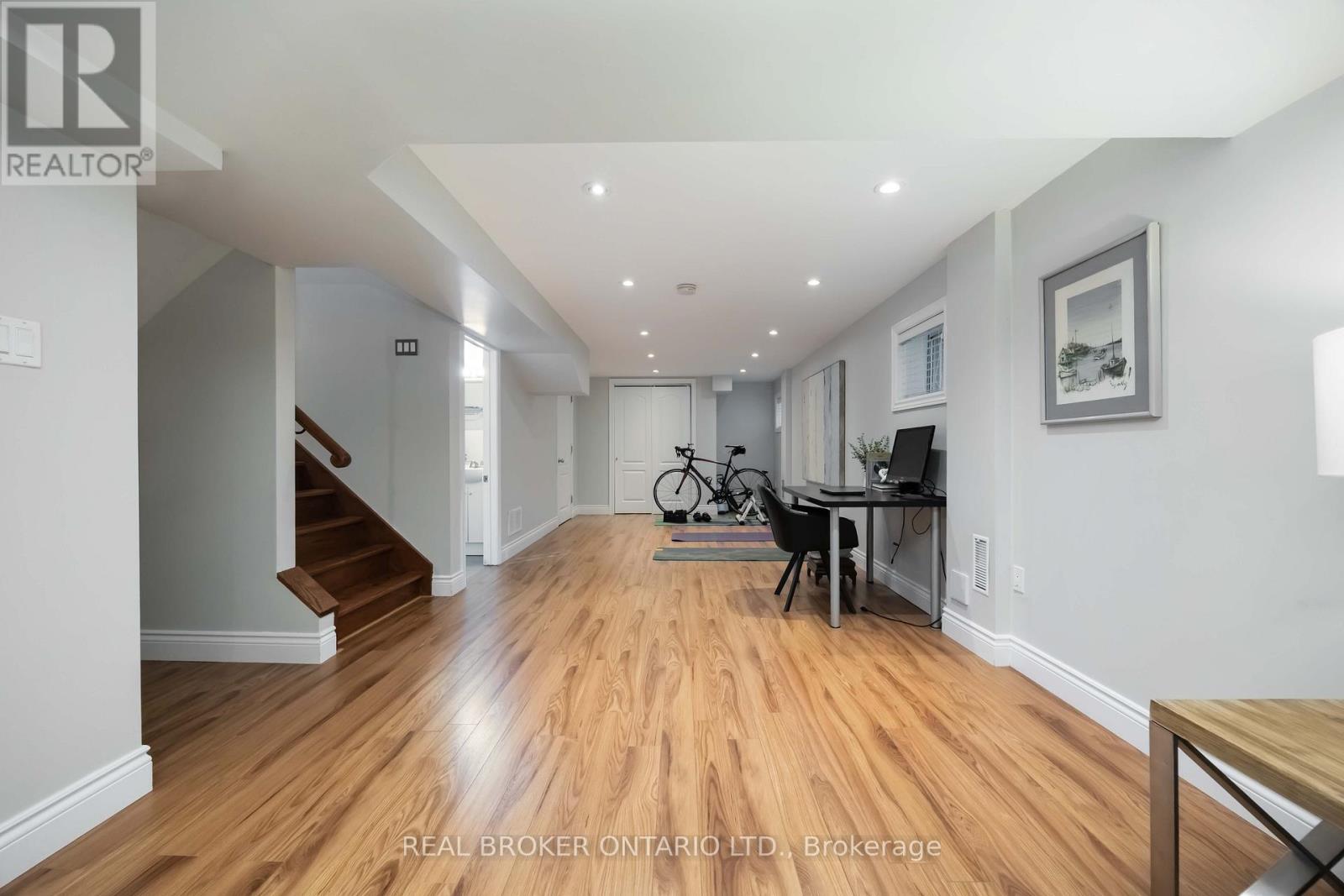 122 CEDARCREST BOULEVARD - 30