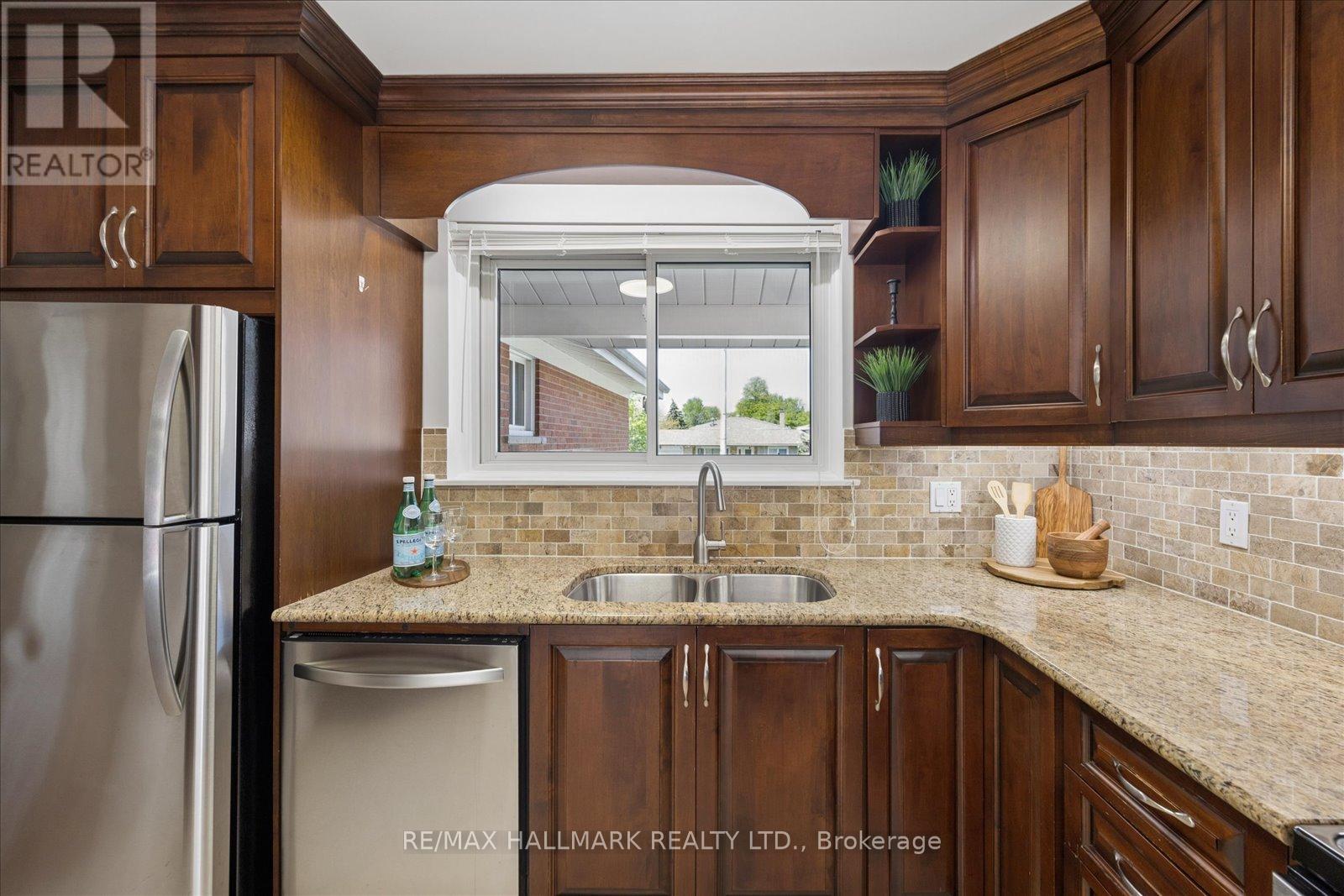 73 FULBERT CRESCENT - 15