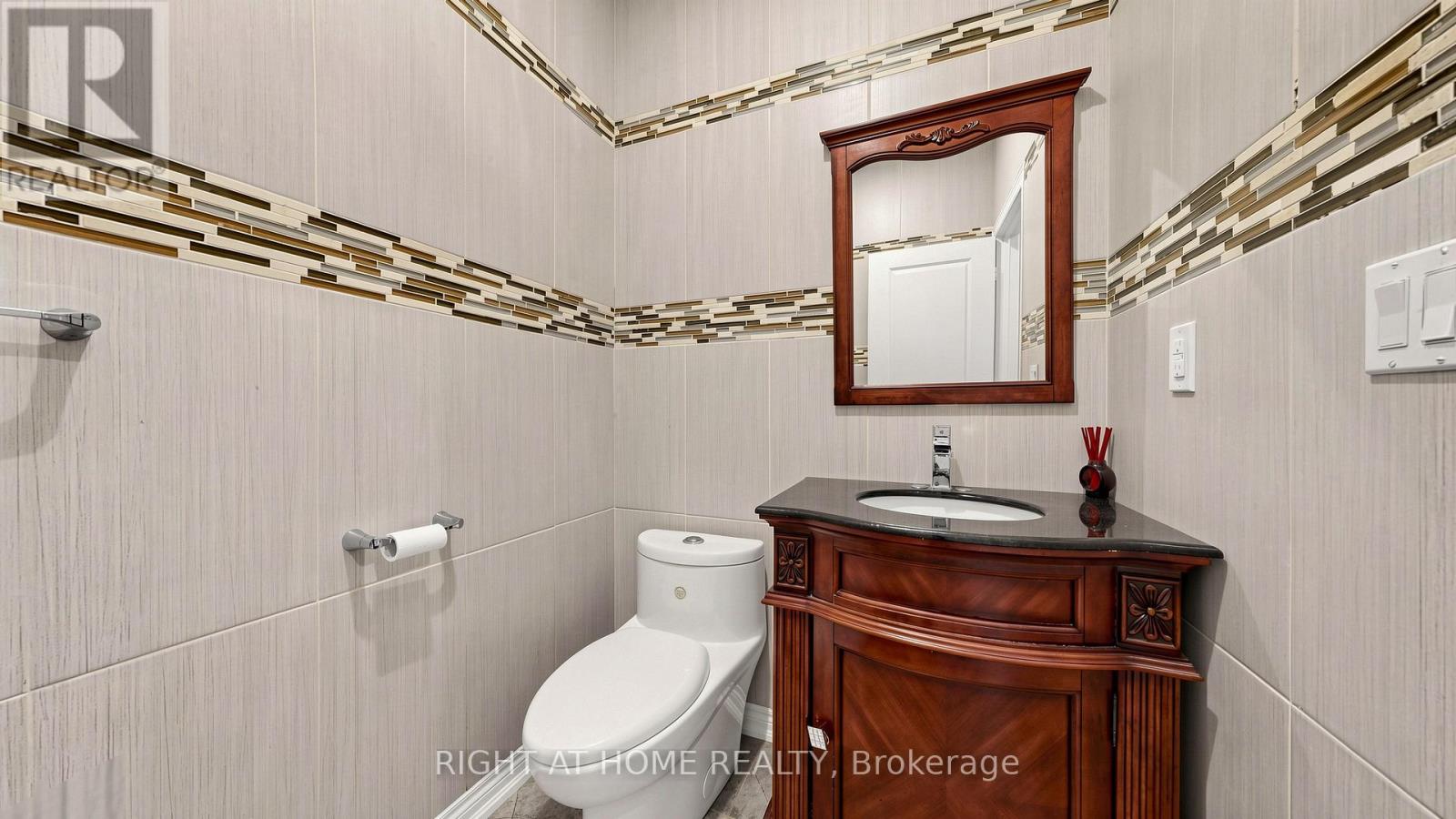 126 KINGSMERE CRESCENT - 18