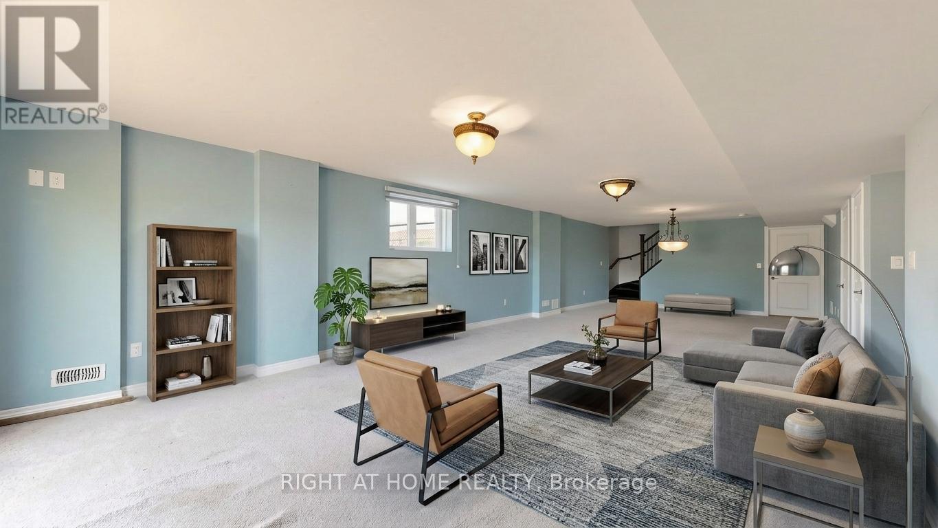 126 KINGSMERE CRESCENT - 32