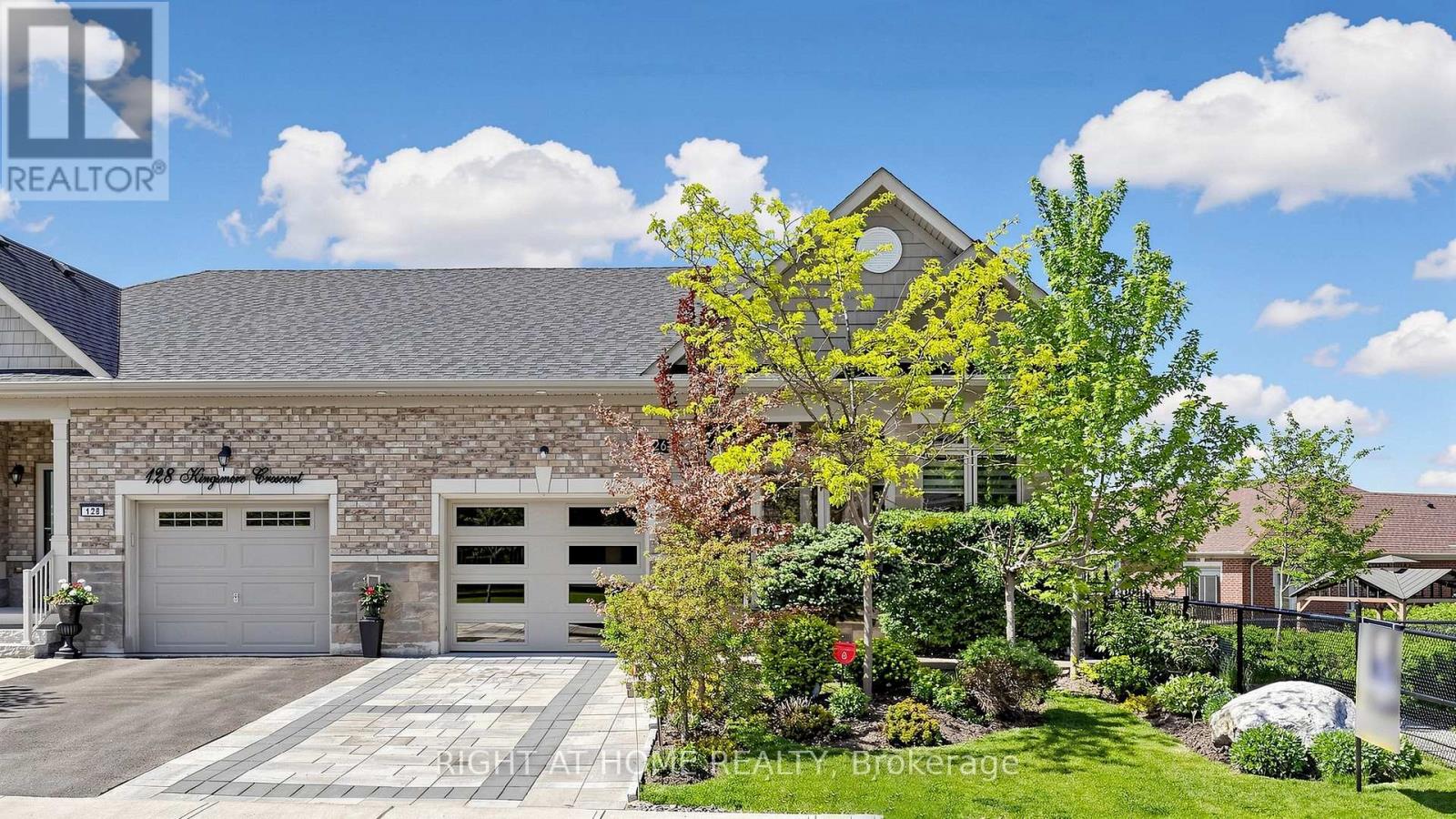126 KINGSMERE CRESCENT - 7