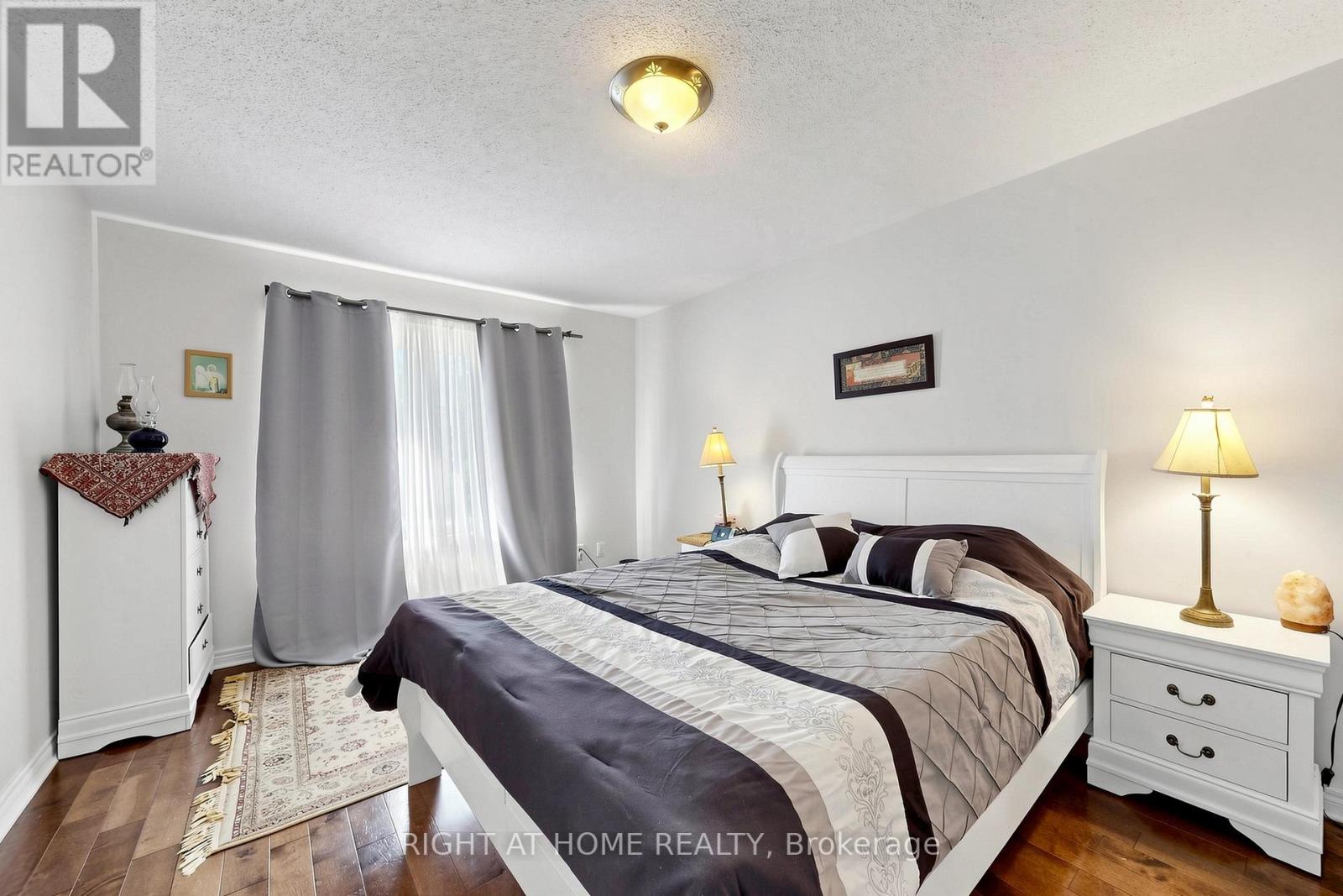 53 CAMEO DRIVE - 19