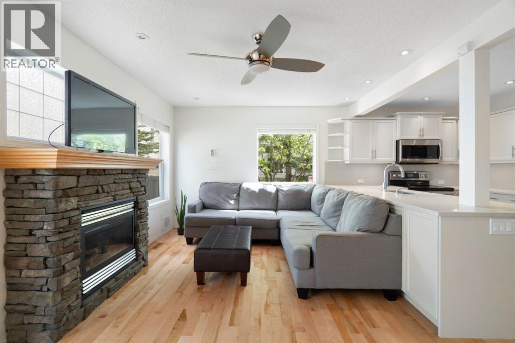 10 Eversyde Court SW - 10