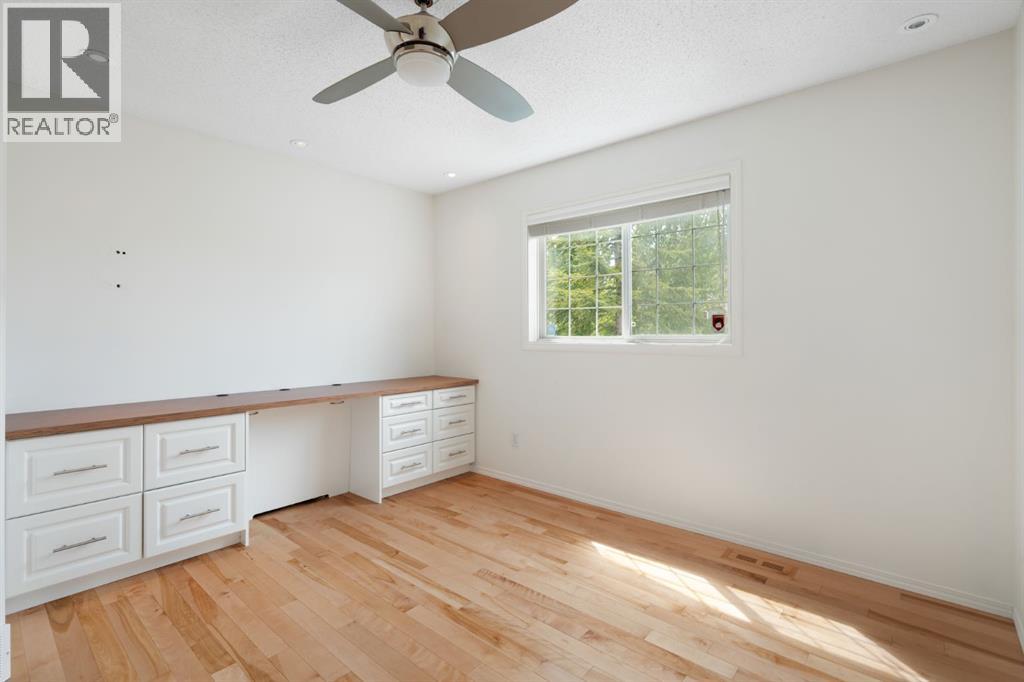 10 Eversyde Court SW - 16