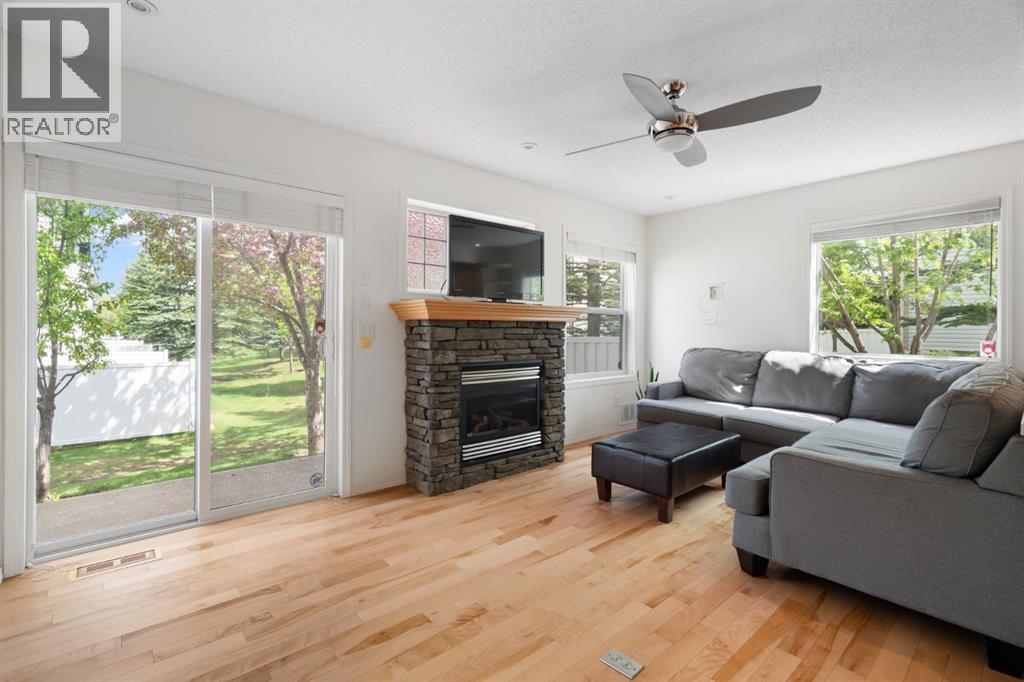 10 Eversyde Court SW - 9