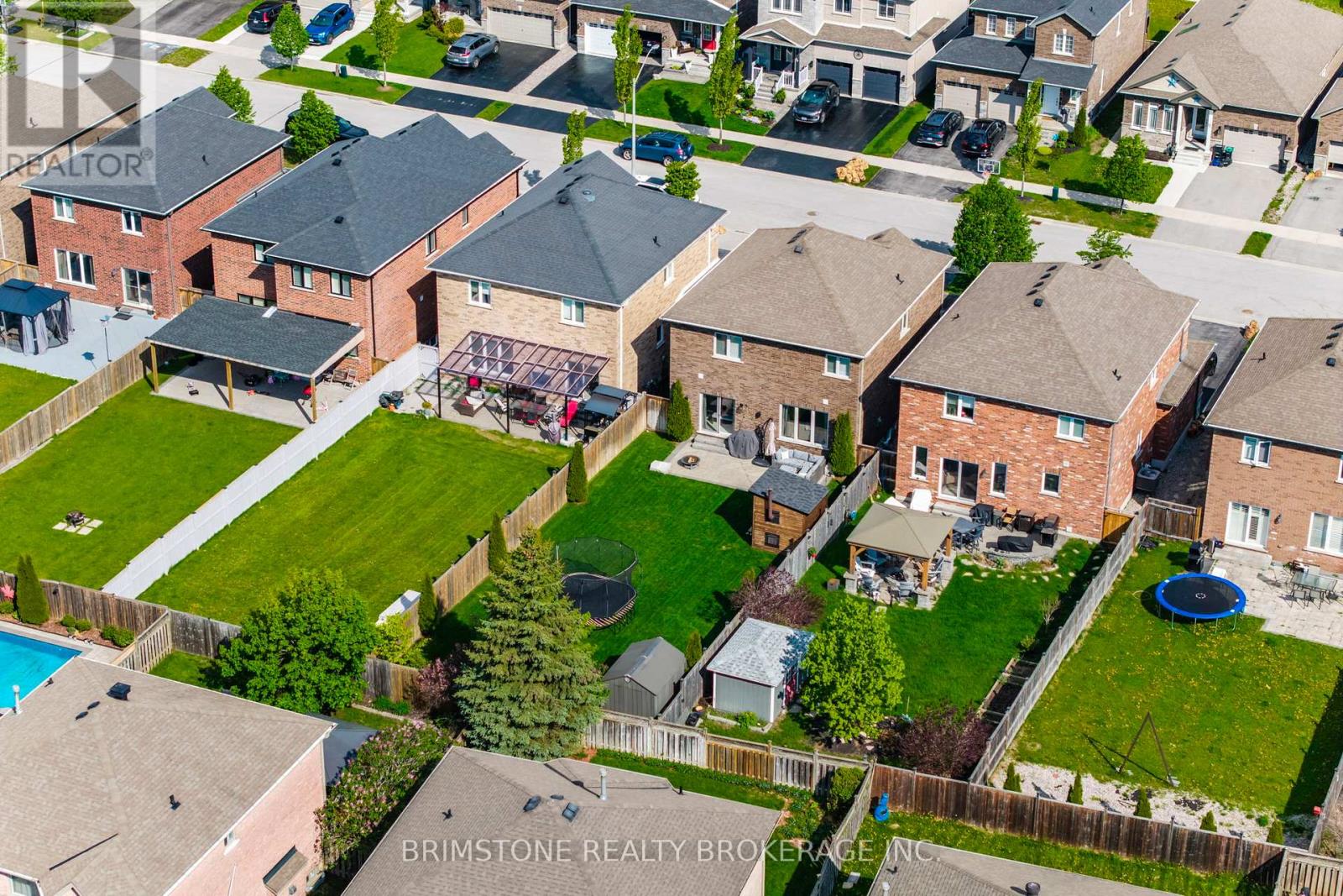 15 LOWRY COURT - 37
