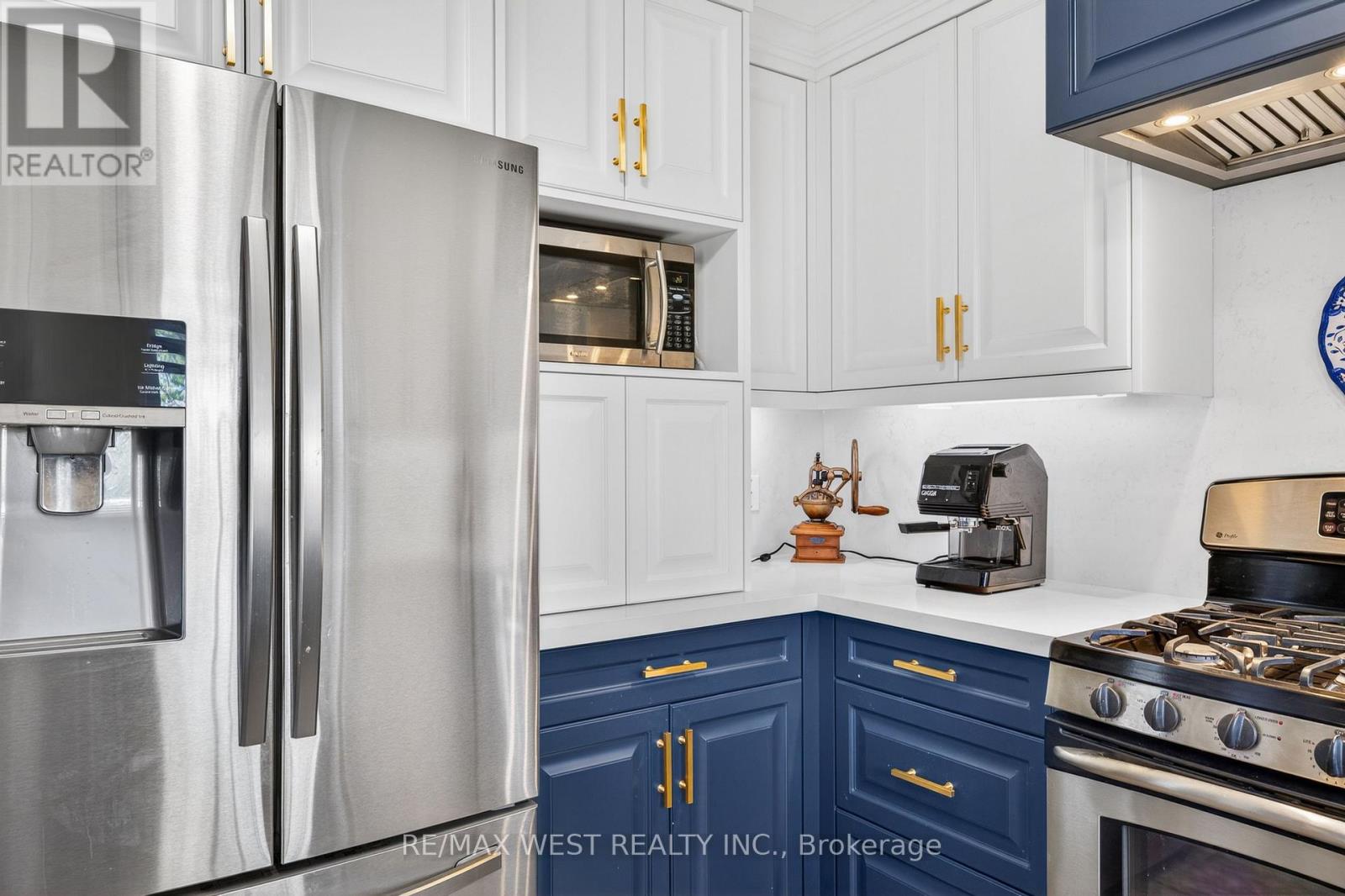 27 GOLDEN MEADOW ROAD - 17