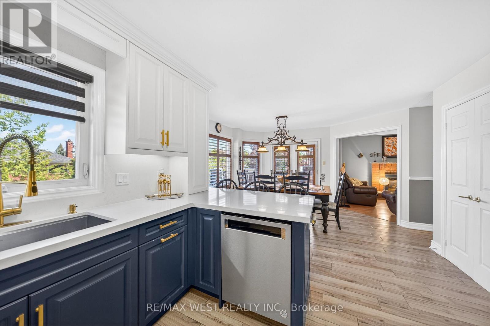 27 GOLDEN MEADOW ROAD - 20