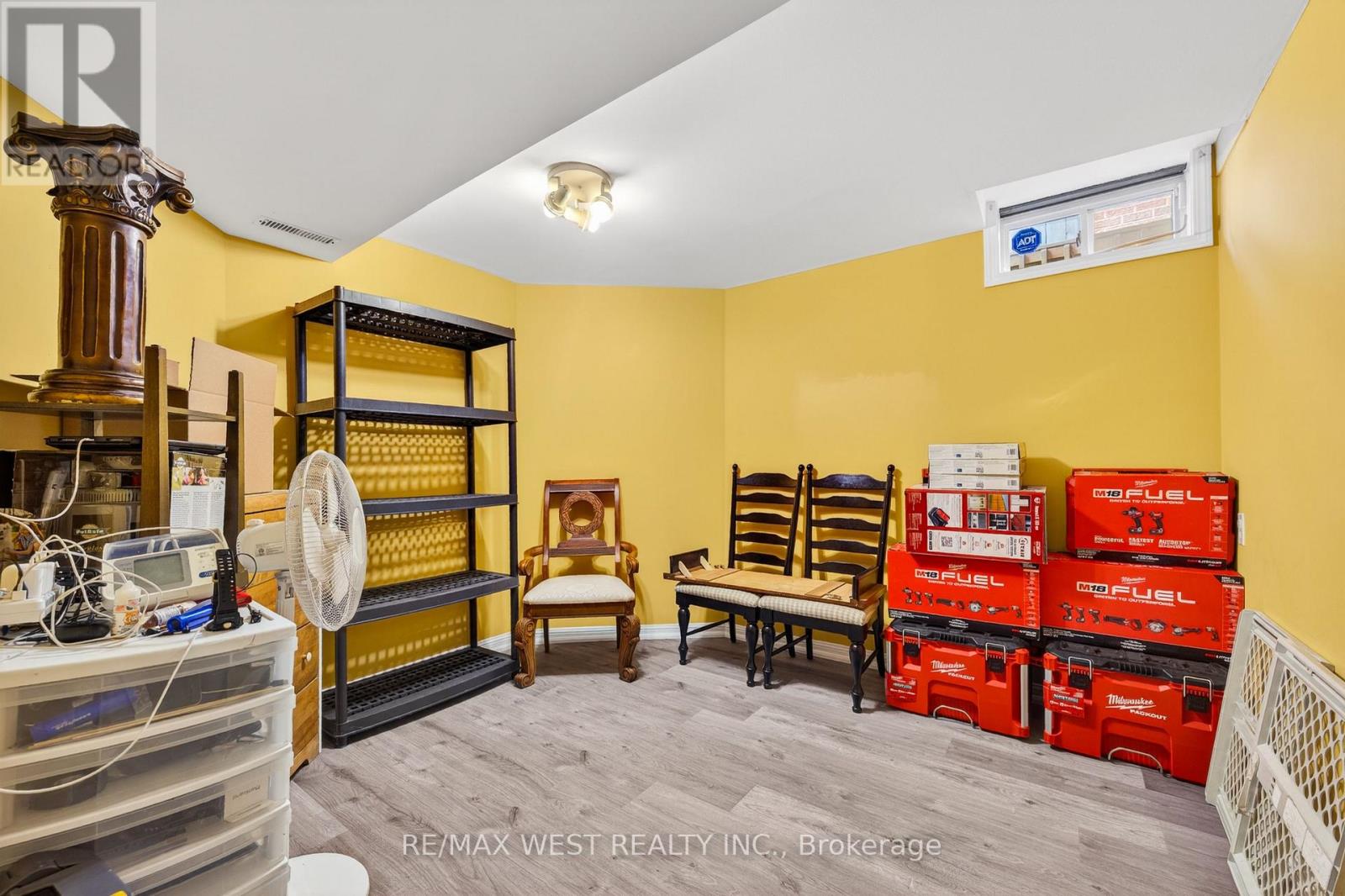 27 GOLDEN MEADOW ROAD - 43