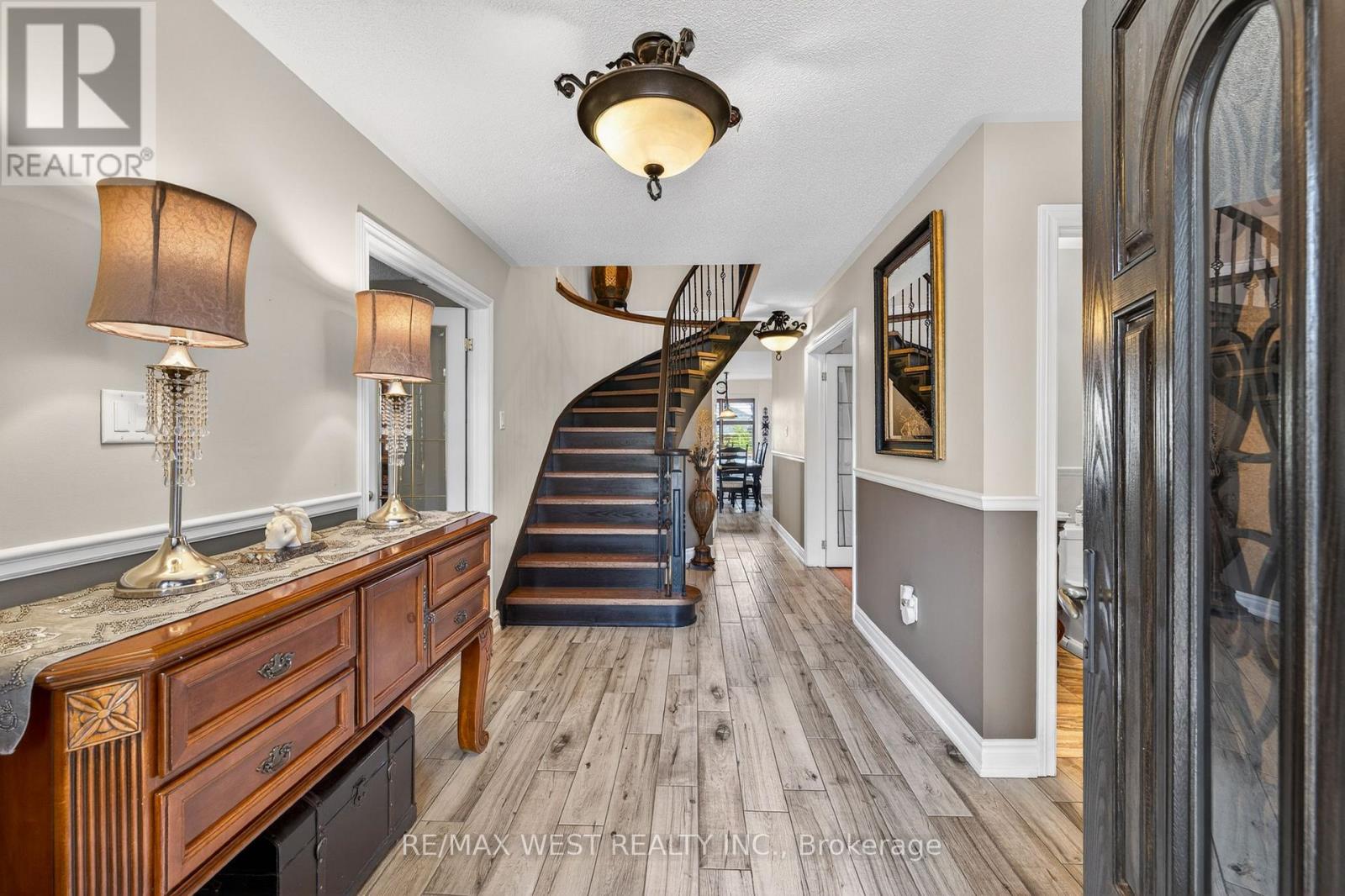 27 GOLDEN MEADOW ROAD - 6
