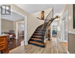 Living room - 27 Golden Meadow Road, Barrie, ON L4N7E6 Photo 7