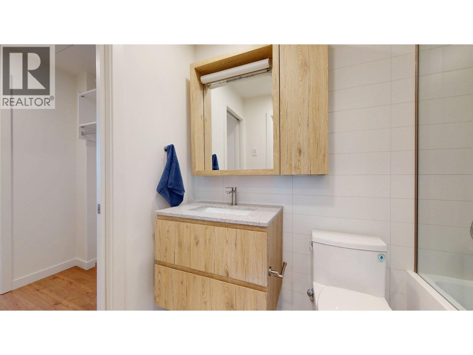 415 1500 SCOTT CRESCENT, Squamish