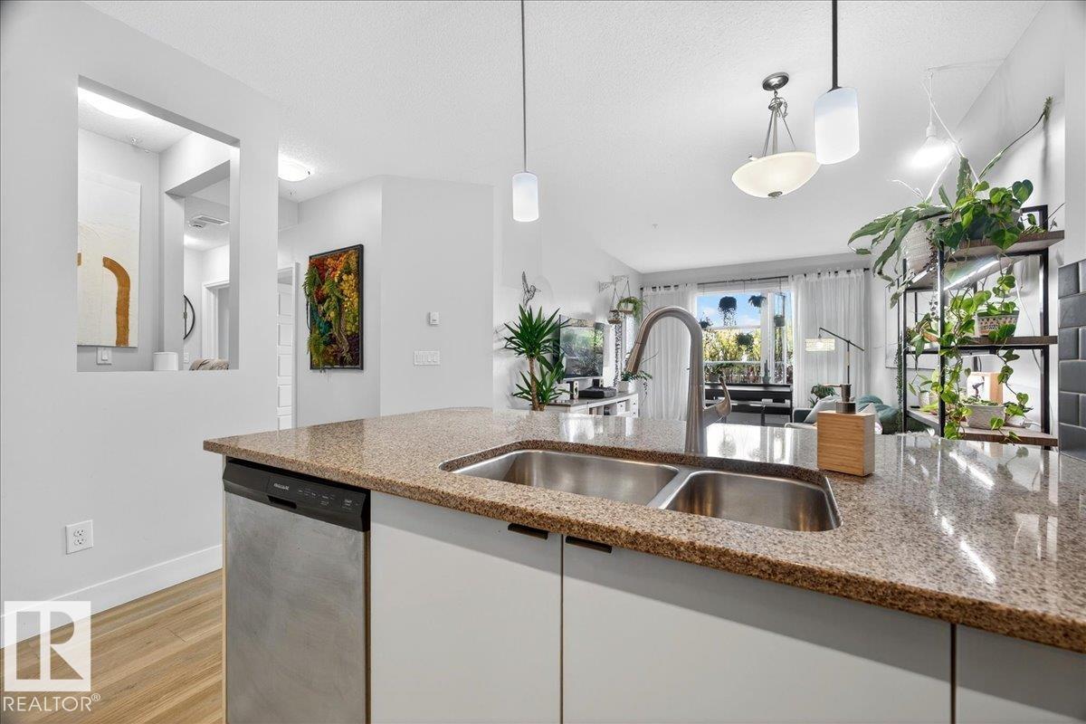 #103 2590 ANDERSON WY SW - 22