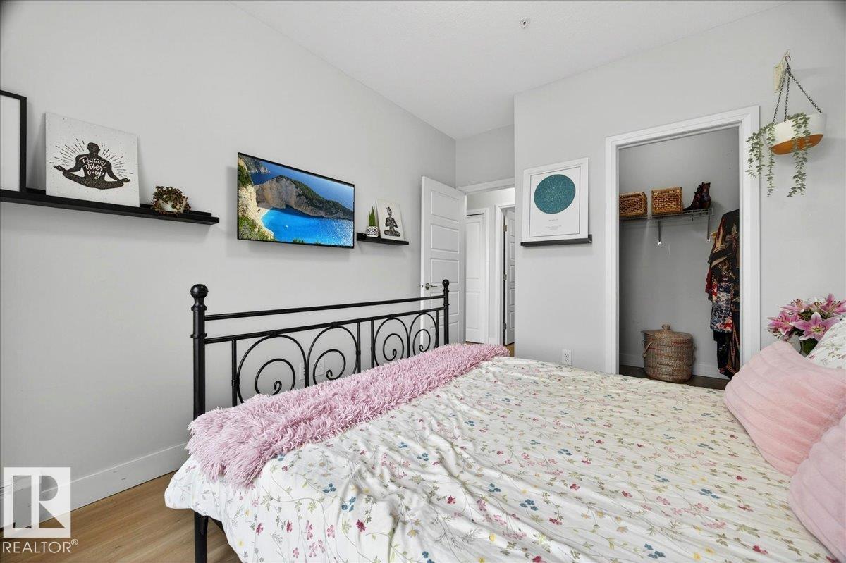 #103 2590 ANDERSON WY SW - 36