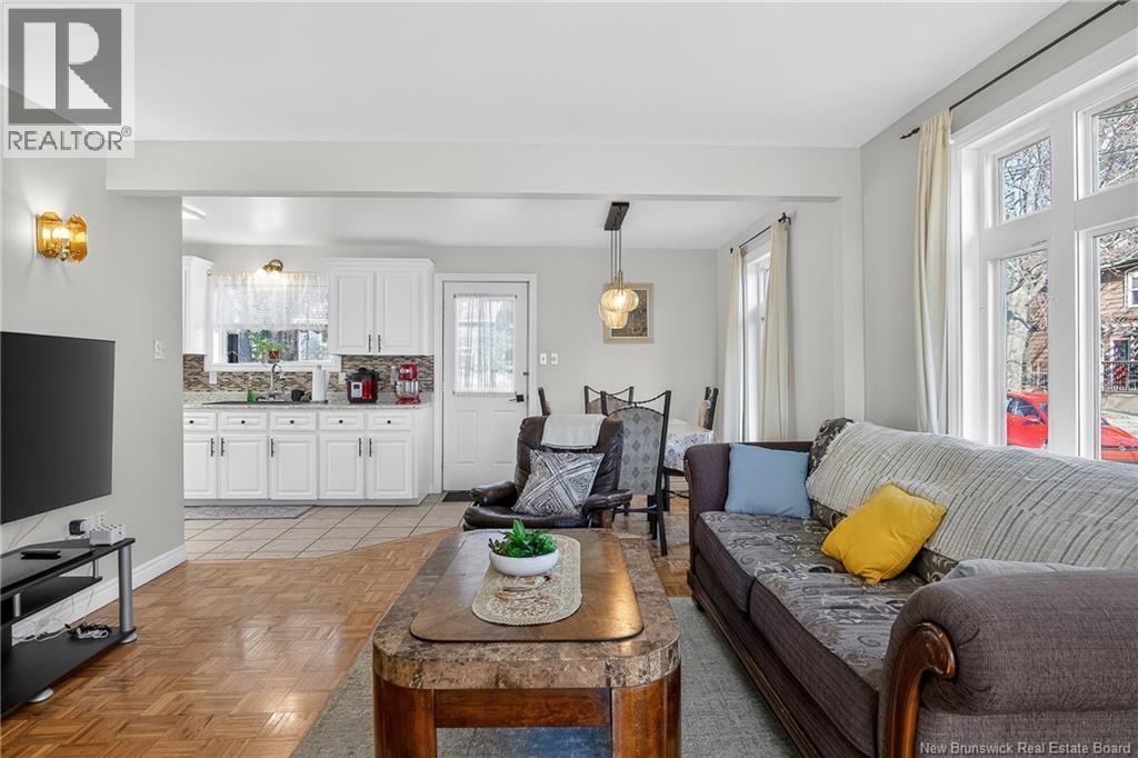 38 FERN Avenue - 26