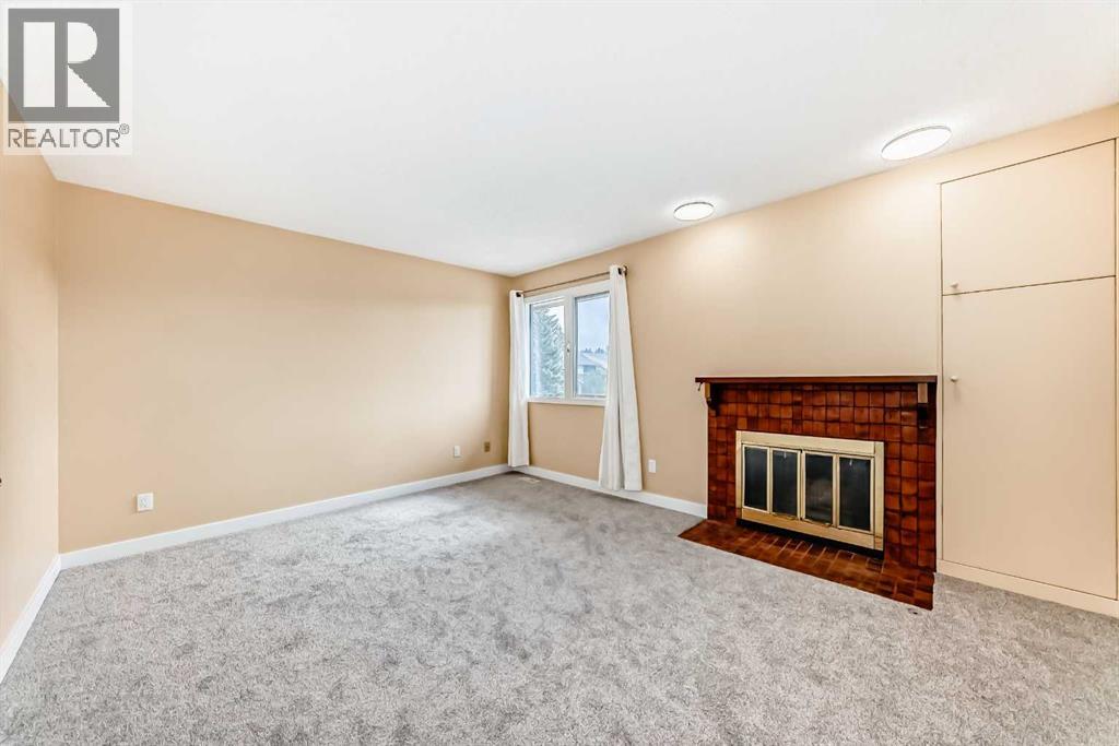 44 Edgemont Estates Road NW - 25