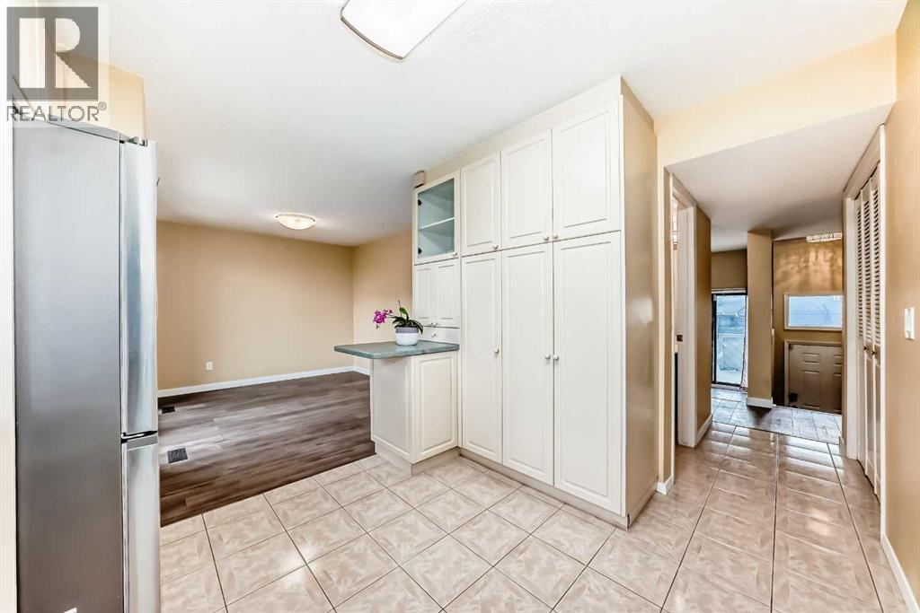44 Edgemont Estates Road NW - 33