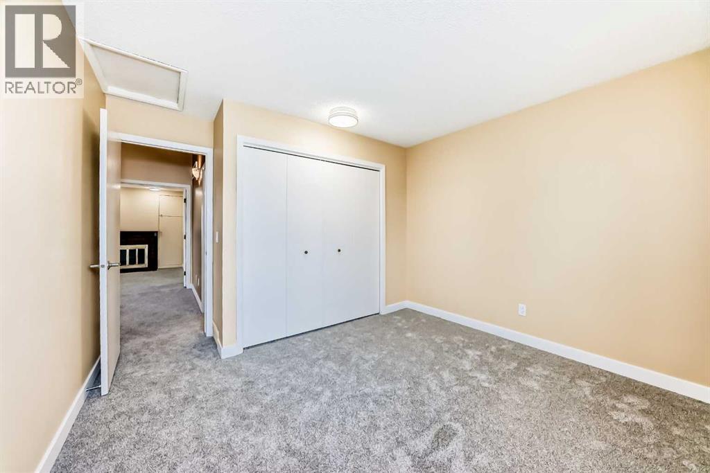 44 Edgemont Estates Road NW - 30