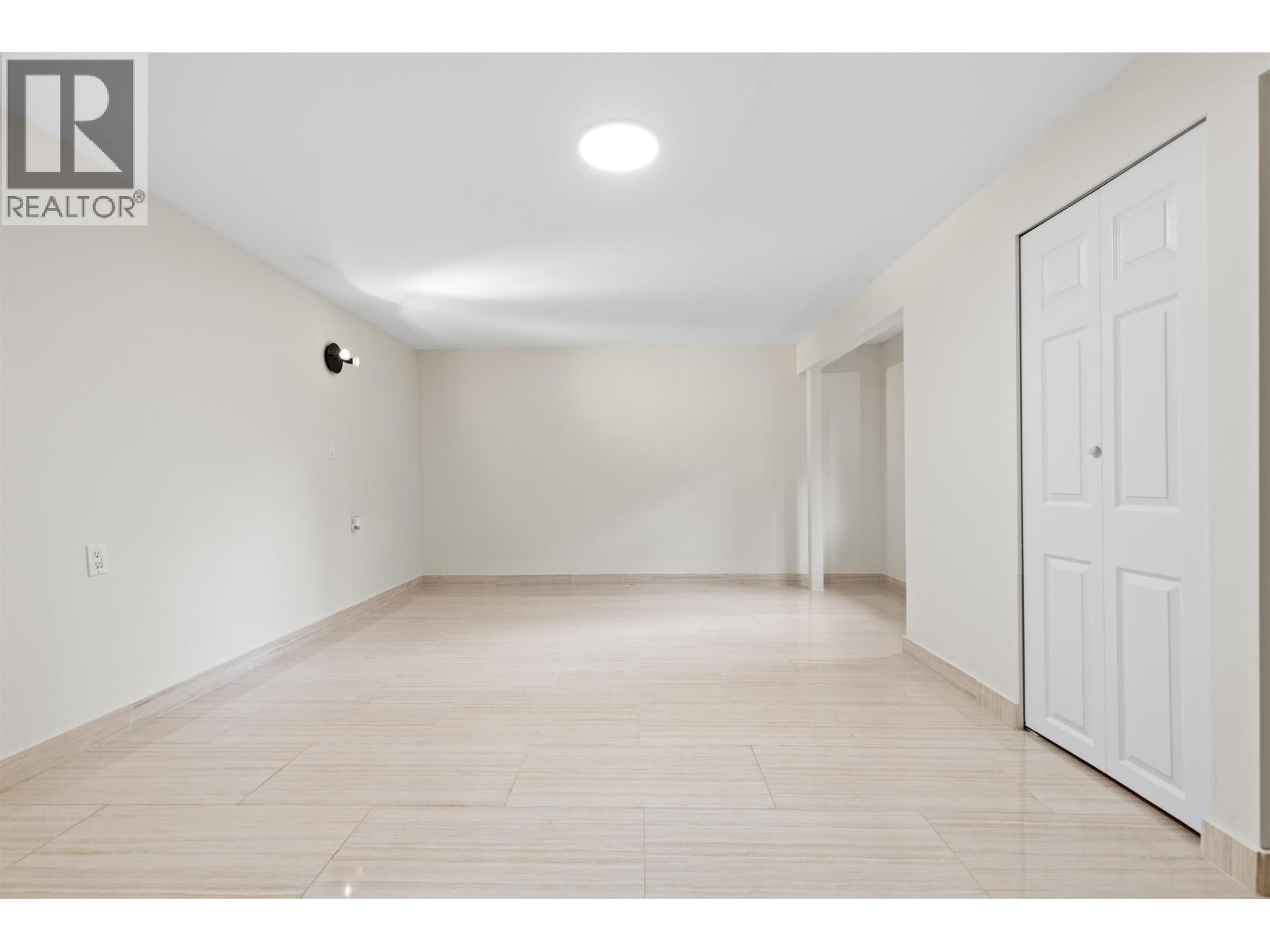 5 Bed, 2 Bath House for Sale in Port Coquitlam – 3755 COAST MERIDIAN ROAD, Port Coquitlam - Image 35