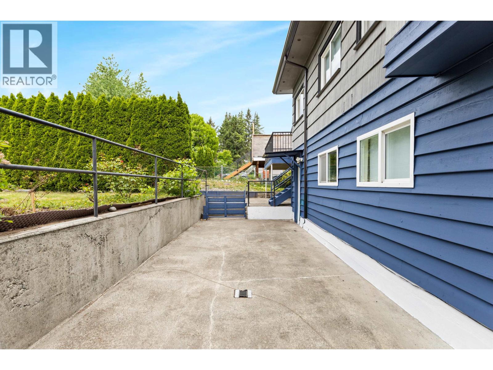 5 Bed, 2 Bath House for Sale in Port Coquitlam – 3755 COAST MERIDIAN ROAD, Port Coquitlam - Image 7