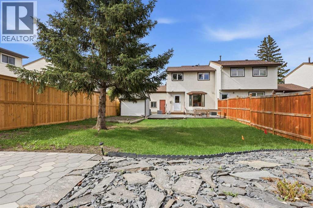 160 Silvergrove Hill NW - 36