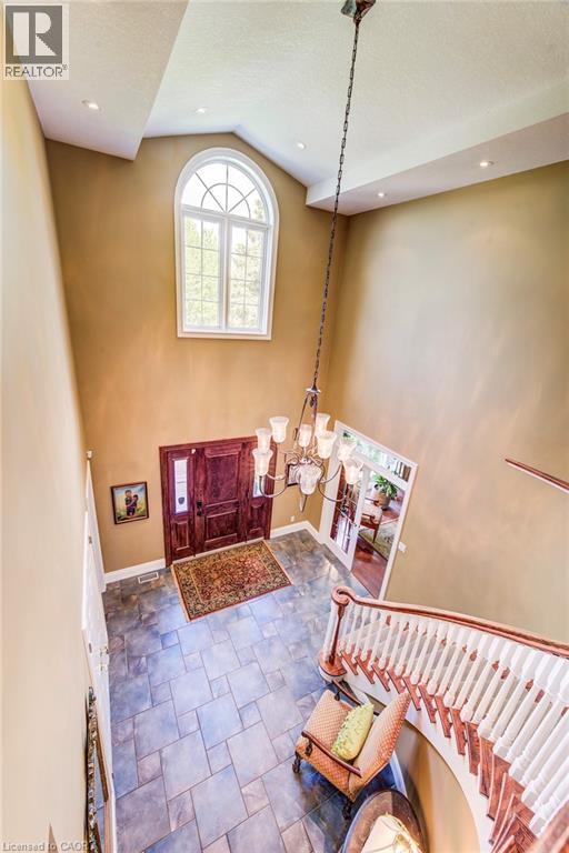173 GOLF COURSE Road - 18