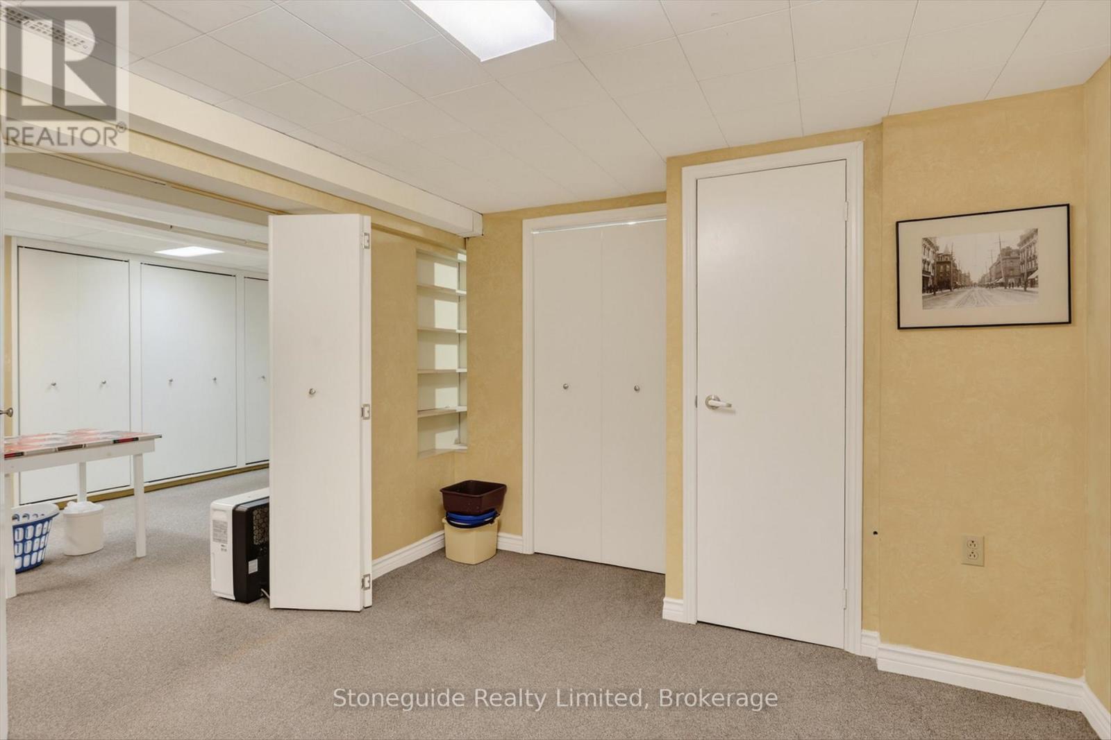 1491 WINDERMERE AVENUE - 32