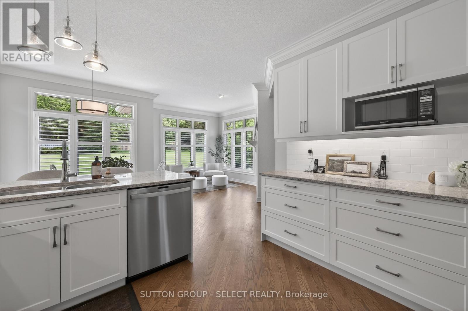 1876 STANDFIELD ROAD - 13