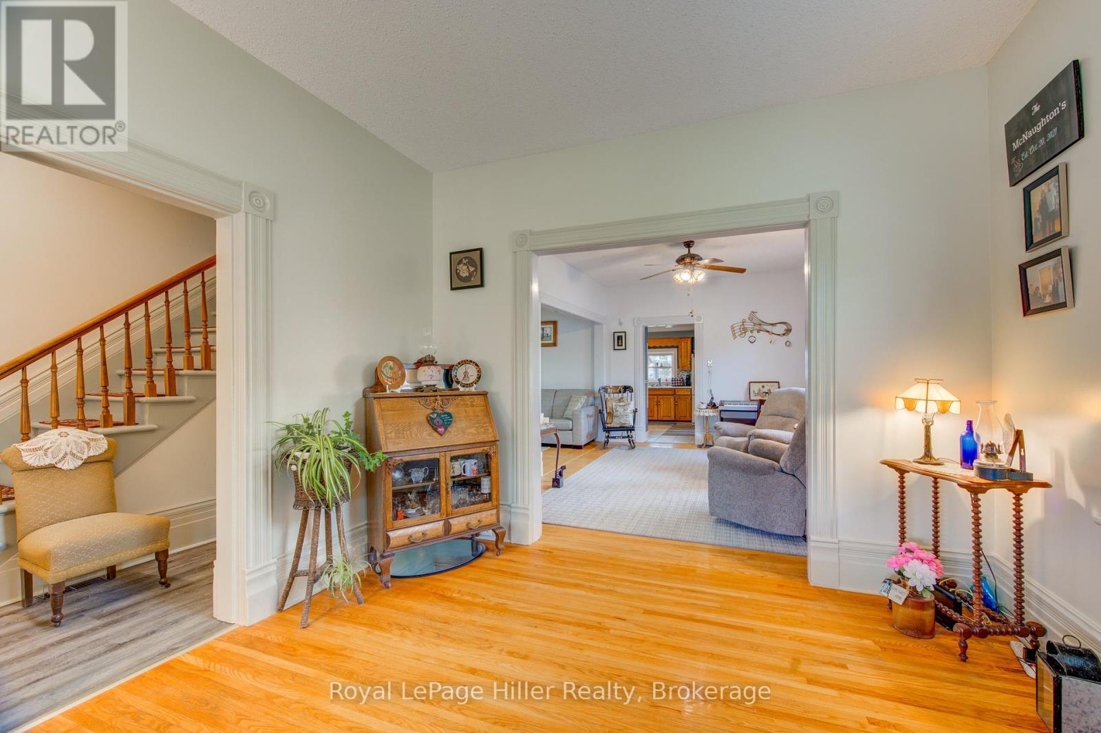279 NELSON STREET - 10