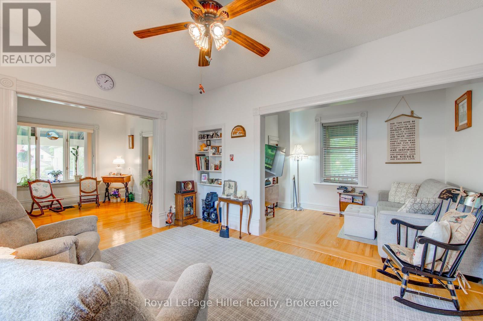 279 NELSON STREET - 14