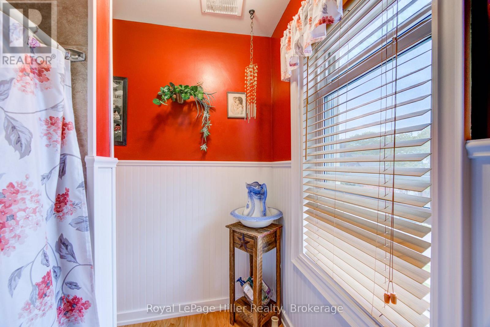 279 NELSON STREET - 22