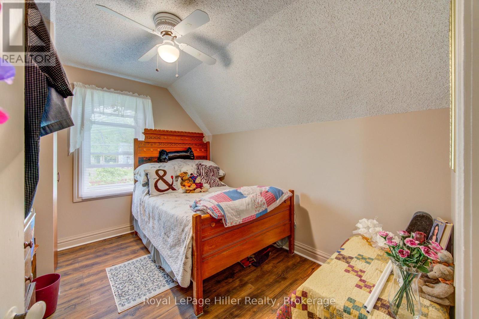 279 NELSON STREET - 26