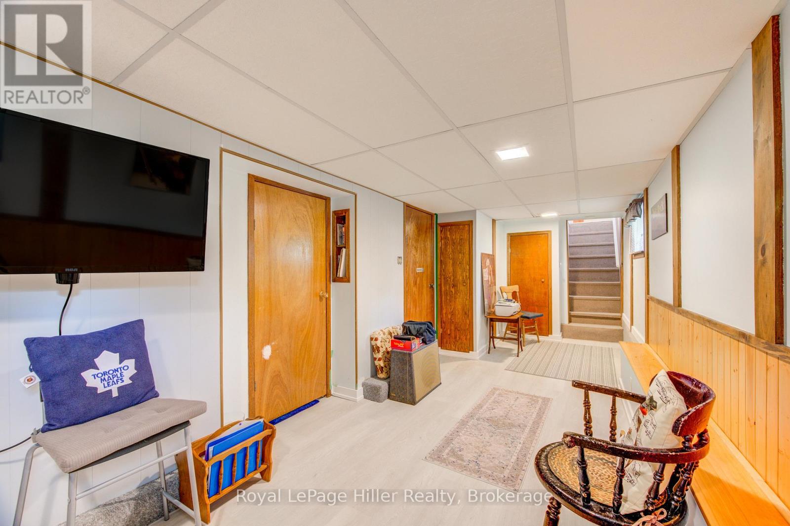 279 NELSON STREET - 30
