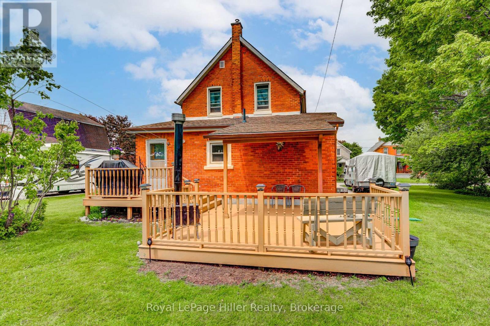 279 NELSON STREET - 40