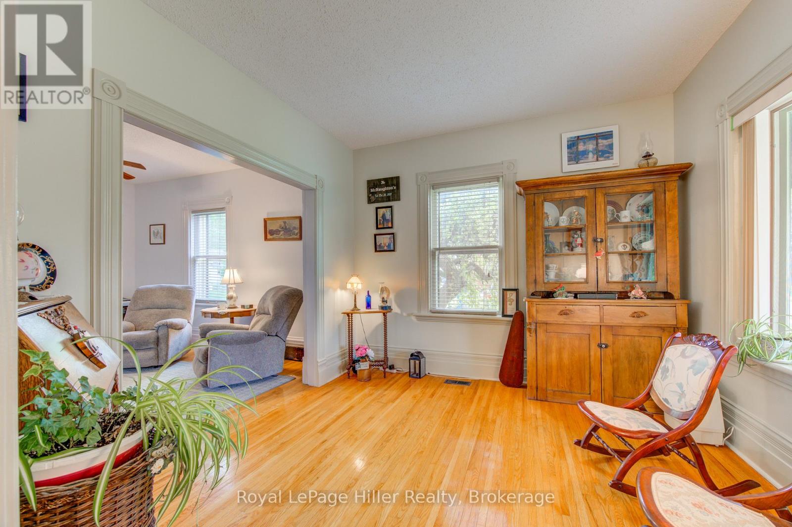 279 NELSON STREET - 9