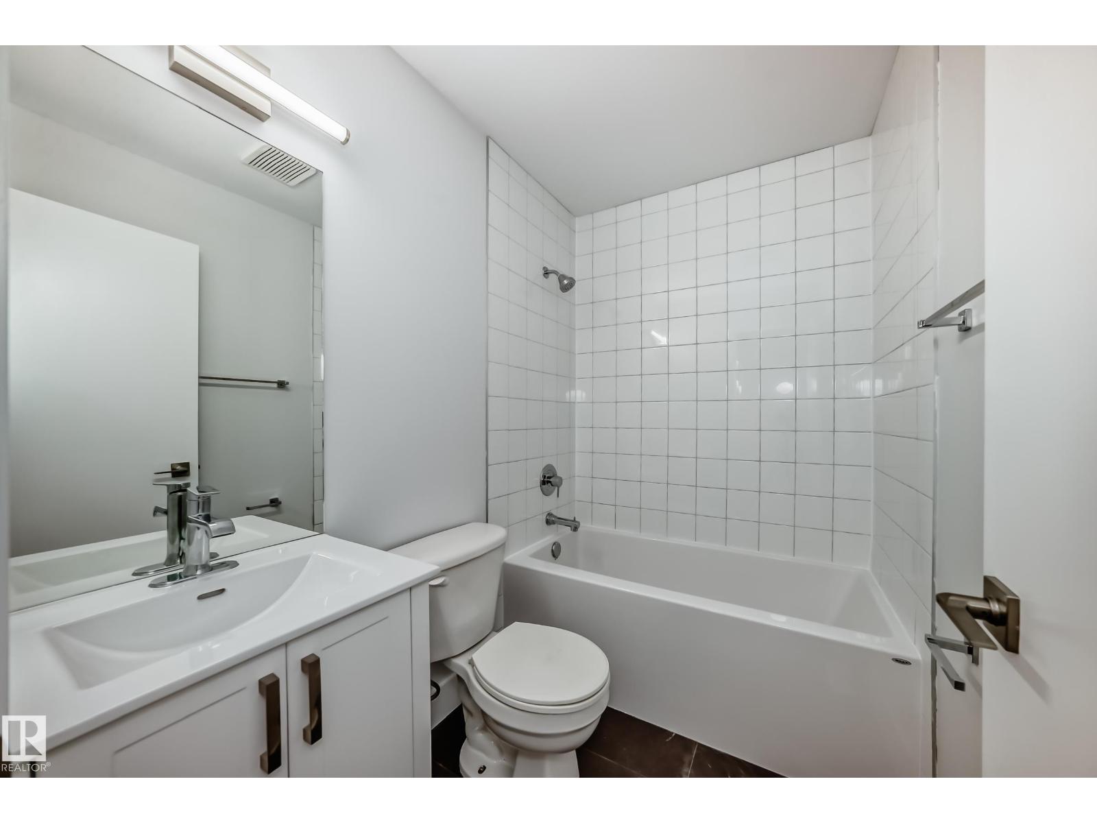 3510 41B AV NW - 22