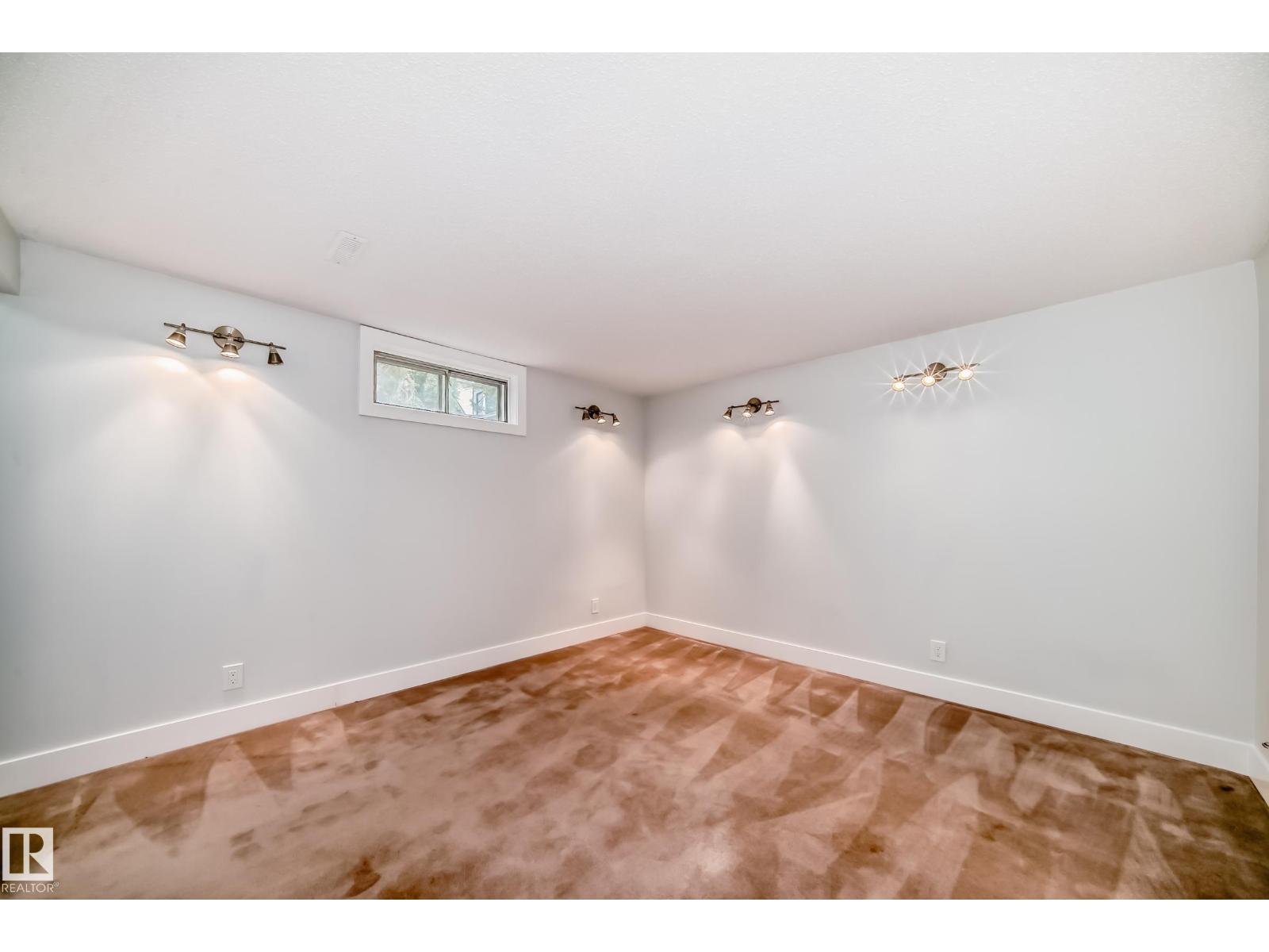 3510 41B AV NW - 25