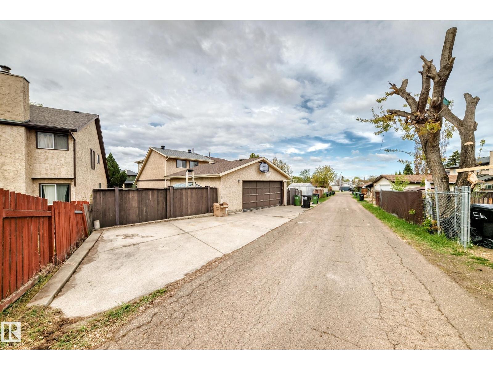 3510 41B AV NW - 35