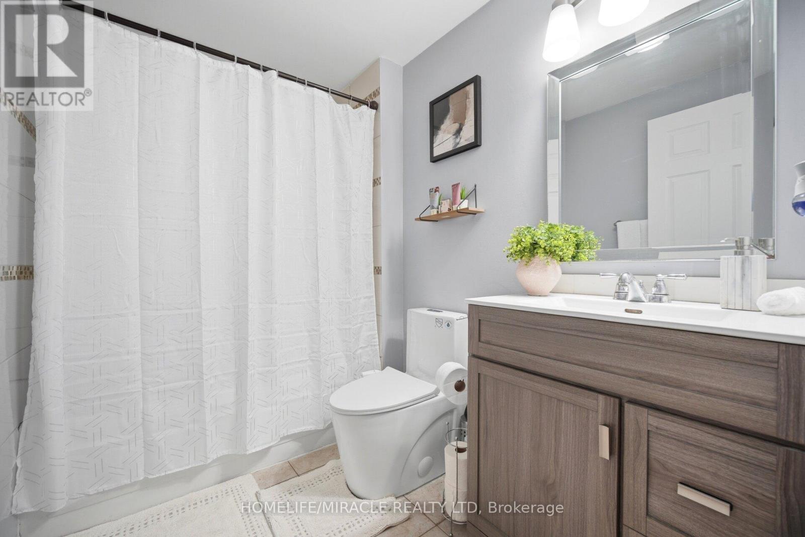 #16 57 HANSEN ROAD N - 24